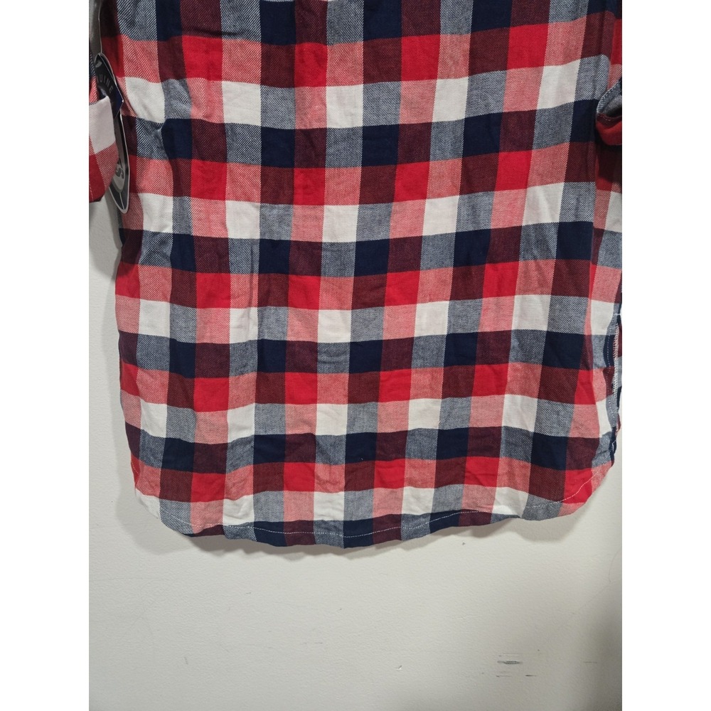 New Ladies Cleveland Guardians Plaid Long Sleeve Button Up Shirt Size Medium - Picture 7 of 7